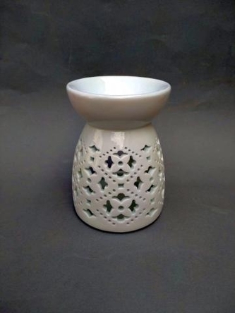 Aromalampa bílá