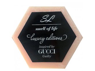 Vonný vosk inspirovaný ,,Guilty"