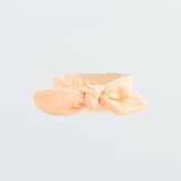 Kojenecká mušelínová čelenka New Baby Leny peach - velikost 68 (4-6m)
