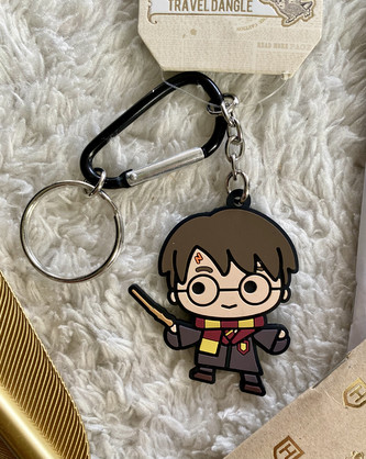 Přívěsek na klíče Harry Potter s hůlkou