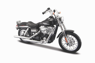 Model Motocykl  Harley-Davidson 2006 Dyna Street Bob czarny 1/18