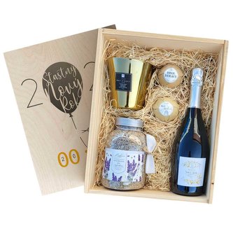 Novoroční dárková dřevěná bedna PF 2024 s prosecco XXL