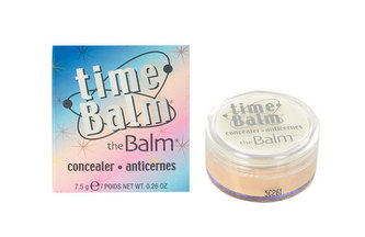 theBalm Krémový korektor proti tmavým kruhům TimeBalm Concealer 7,5 g Krémový korektor proti tmavým kruhům TimeBalm Concealer 7,5 g - Odstín Light/Medium woman