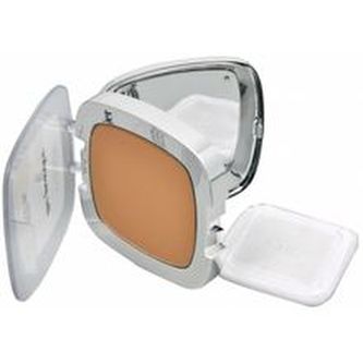 L´Oréal Paris Kompaktní pudr True Match (The Powder) 9 g Kompaktní pudr True Match (The Powder) 9 g - Odstín N4 Beige woman