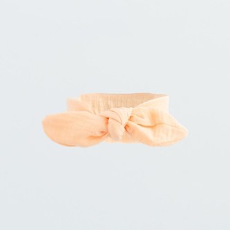 Kojenecká mušelínová čelenka New Baby Leny peach - velikost 62 (3-6m)
