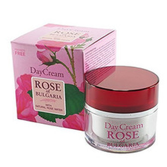 BioFresh Denní zklidňující krém s růžovou vodou Rose Of Bulgaria (Day Cream) 50 ml woman
