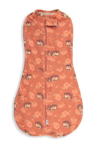 Zavinovačka Sleepee First Step Swaddle s čepičkou zdarma Vintage Animals Amaranth
