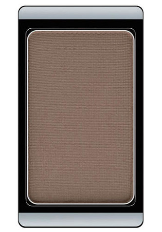 Artdeco Pudr na obočí (Eye Brow Powder) 0,8 g Pudr na obočí (Eye Brow Powder) 0,8 g - Odstín 18 Cinder Brown woman