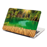 Samolepka na notebook Jezírko s vodopádem: 38x26 cm