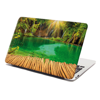 Samolepka na notebook Jezírko s vodopádem: 38x26 cm