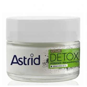 Astrid Hydratační rozjasňující denní krém OF10 Citylife Detox 50 ml woman