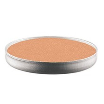 MAC Oční stíny (Eyeshadow) 1,5 g Oční stíny (Eyeshadow) 1,5 g - Odstín 07 Cranberry woman