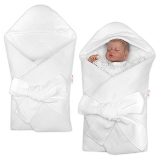 Luxusní mušelínová zavinovačka s kapucí na zavazování, bílá