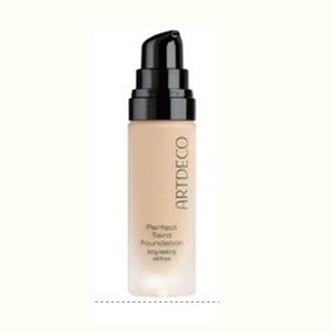 Artdeco Dlouhotrvající make-up (Perfect Teint Foundation) 20 ml Dlouhotrvající make-up (Perfect Teint Foundation) 20 ml - Odstín 42 Medium Sand (Cool) woman