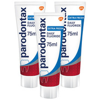 Parodontax Zubní pasta se svěží příchutí Extra Fresh Tripack 3 x 75 ml woman