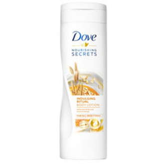 Dove Jemné tělové mléko Nourishing Secrets Indulging Ritual (Body Lotion) Jemné tělové mléko Nourishing Secrets Indulging Ritual (Body Lotion) - Objem 250 ml woman