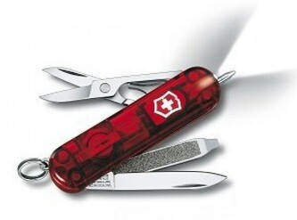 Victorinox 0.6226.T Signature Lite Ruby multifunkčný nôž 58 mm, červená, LED, 7 funkcií