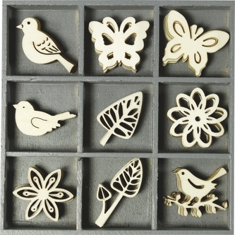Dřevěné ozdoby v boxu 45ks - ptáčci - 9 motivů po 5 ks, rozměr motivu: 3x3cm.