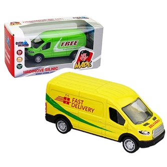 Kovová dodávka na zpětný chod