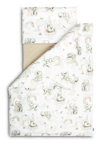 KOMPLET POŚCIELI 2 EL.+ PRZEŚCIERADŁO SŁOŃ W CHMURACH 100X135 CM       