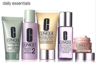 Clinique All About Eyes All About Eyes 15 ml + Clarifying Lotion 2 60 ml + DDML 50 ml + Liquid Facial Soap Mild 30 ml + Take the Day Off Makeup Remover 50 ml