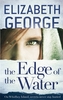 Whisper Island - The Edge of the Water. Whisper Island - Wetterleuchten, englische Ausgabe