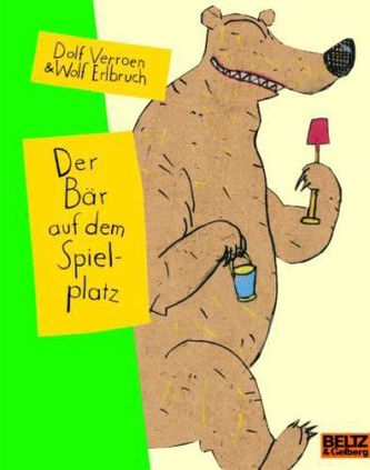 Der Bär auf dem Spielplatz