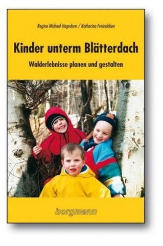 Kinder unterm Blätterdach