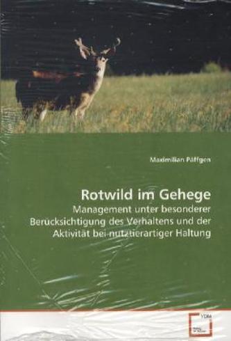 Rotwild im Gehege