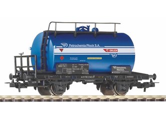 Piko Cisternový vagón ZKK Petrochemia PKP V - 58791