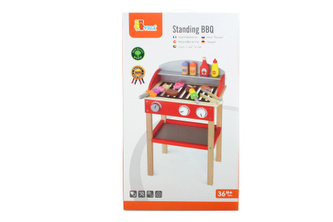 Dřevěný gril s jídlem