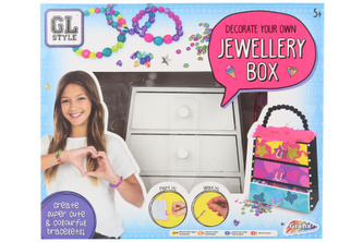 Zdobení dřevěné šperkovnice