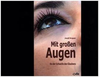 Mit großen Augen