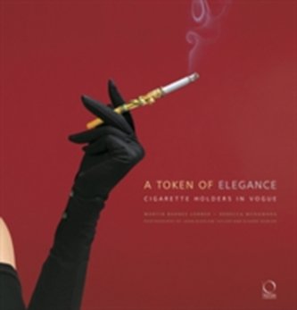 Token of Elegance: Cigarette Holders in Vogue