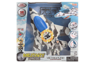 Vojenská stíhačka na baterie