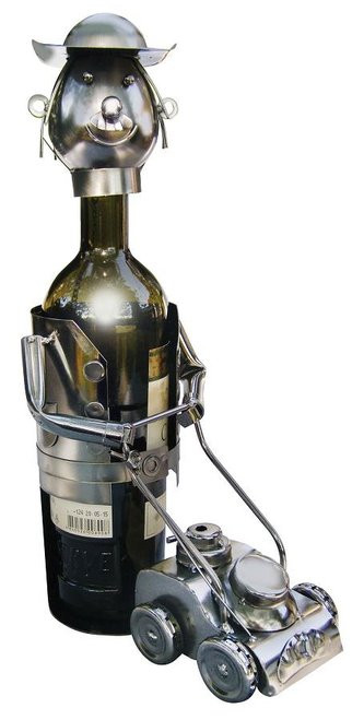 Kovový stojan na víno / Zahradník se sekačkou