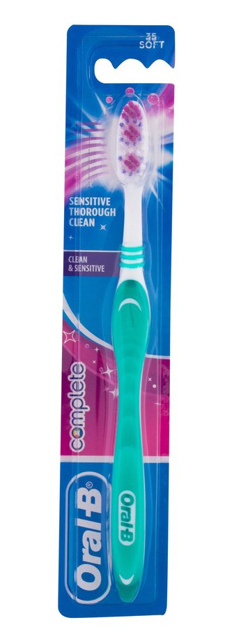 Oral-B Complete Zubní kartáček Clean & Sensitive 1 ks Soft unisex