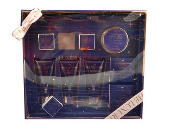 GRACE COLE CEDARWOOD & LIME BLOSSOM INDULGENCE (3XFIZZ,CAVIAR,CRYSTALS,SOAP,B/WSH,FOAM&B/CRM)