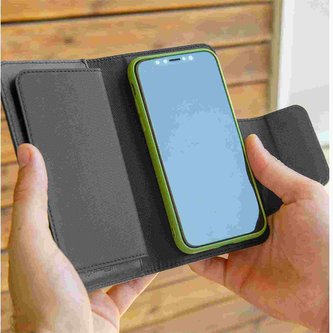 Celly pouzdro univerzální pro telefony do 6,5\", černá